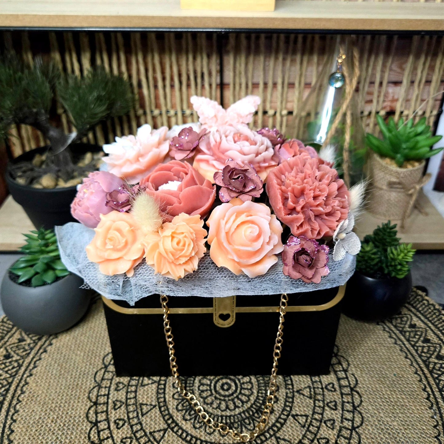 Bouquet de fondants en cire végétale – Sac noir ou blanc
