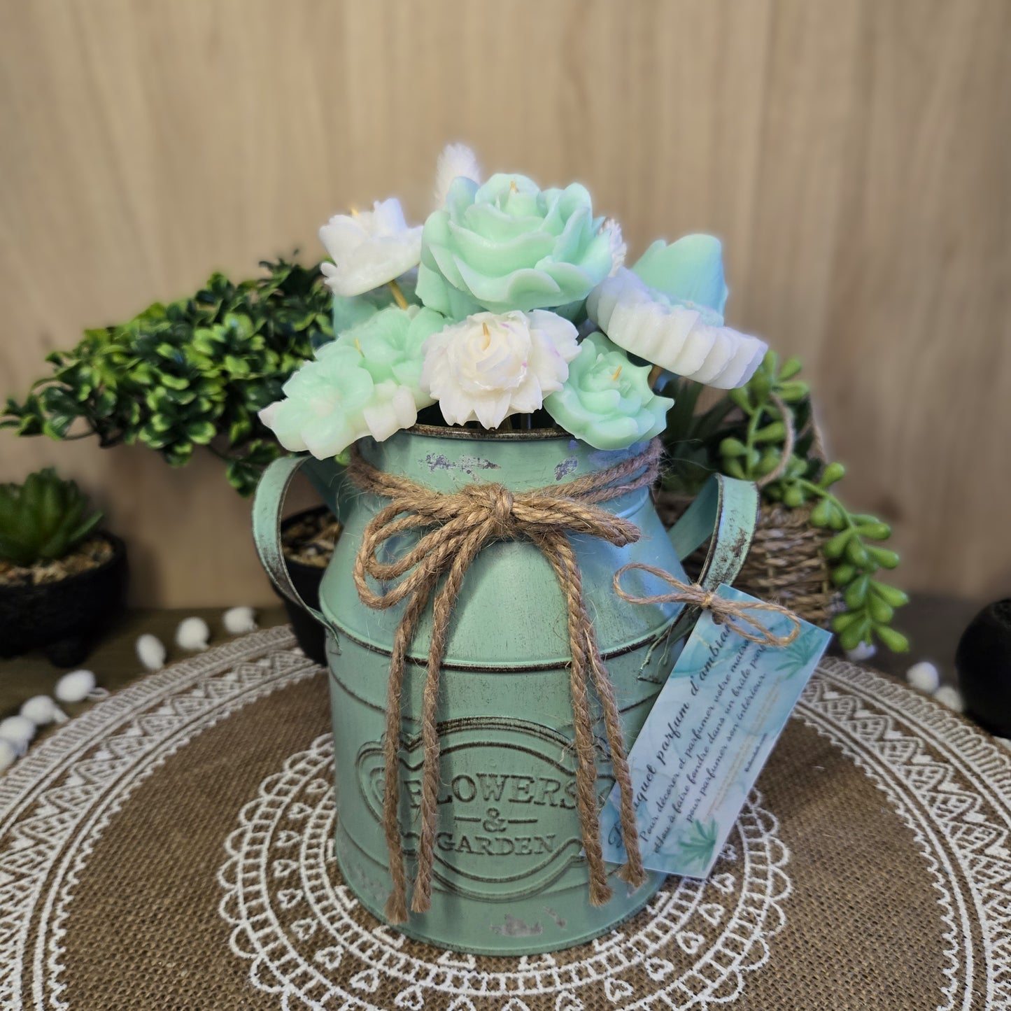 Bouquet parfumé en cire végétale coco – Parfum d’ambiance & fondant brûle-parfum – Vase inclus