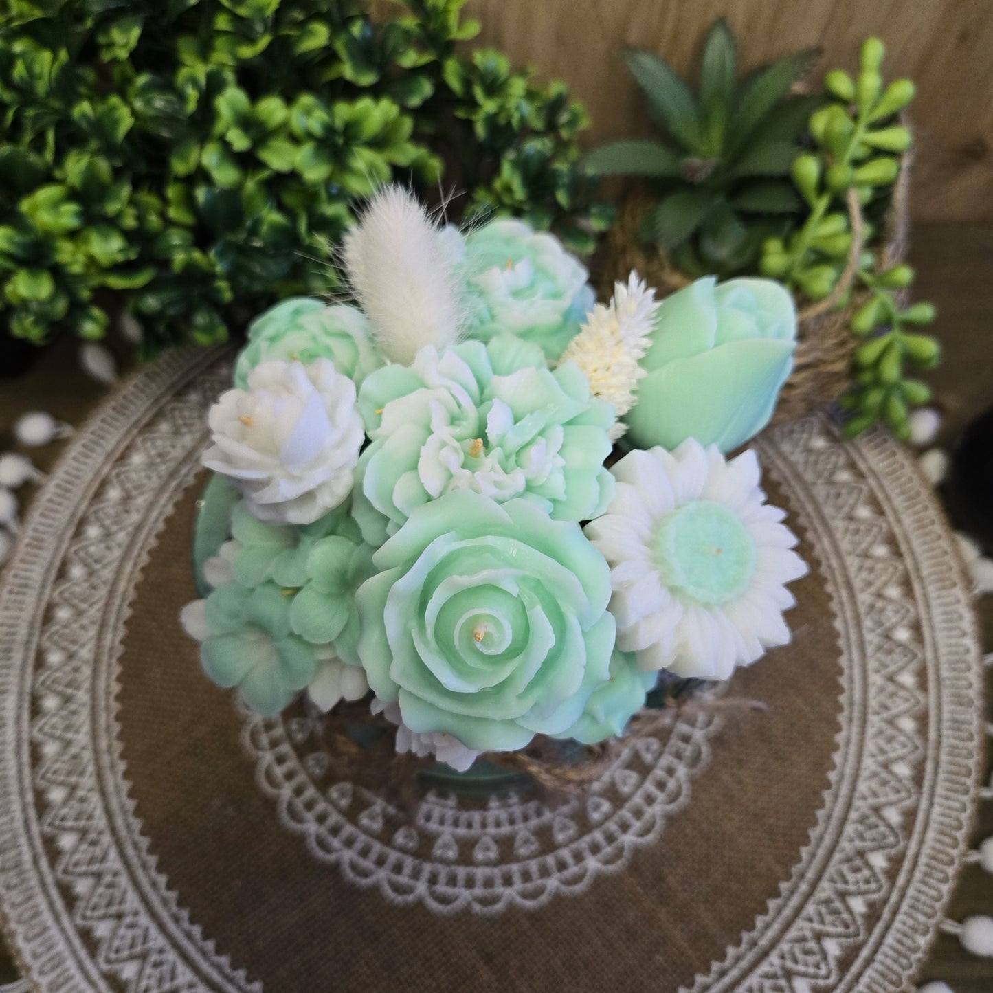 Bouquet parfumé en cire végétale coco – Parfum d’ambiance & fondant brûle-parfum – Vase inclus